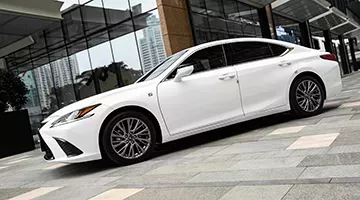 外表运动的豪华舒适座驾——雷克萨斯ES260  F-Sport