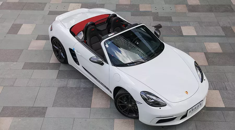 Touring 保时捷718Boxster T到店