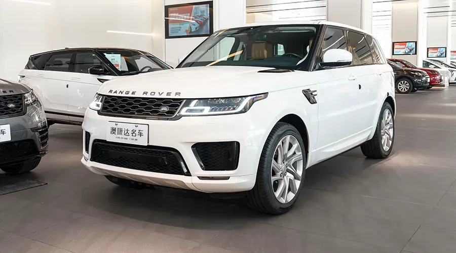 百萬(wàn)豪車半價(jià)入！4x萬(wàn)買BBA頂流/英倫貴族/意式超跑，你的選擇是？